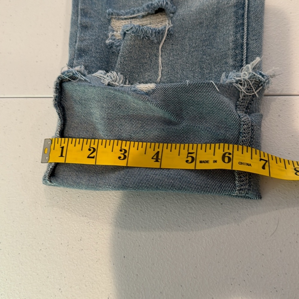 🌟3/$15🌟Savi Parker distressed cropped Maternity Jeans - Picture 9 of 10